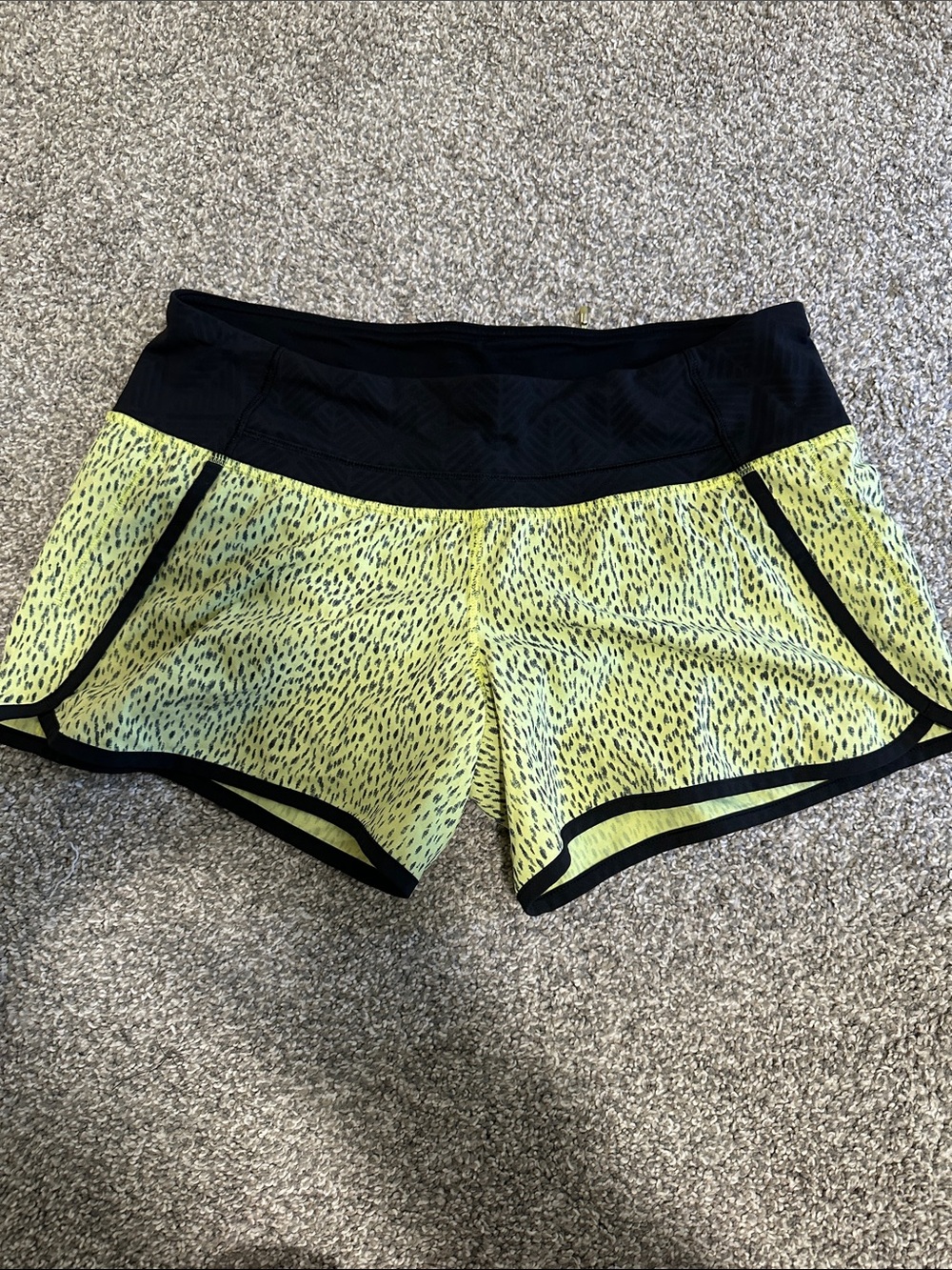 Lululemon Speed Up Shorts